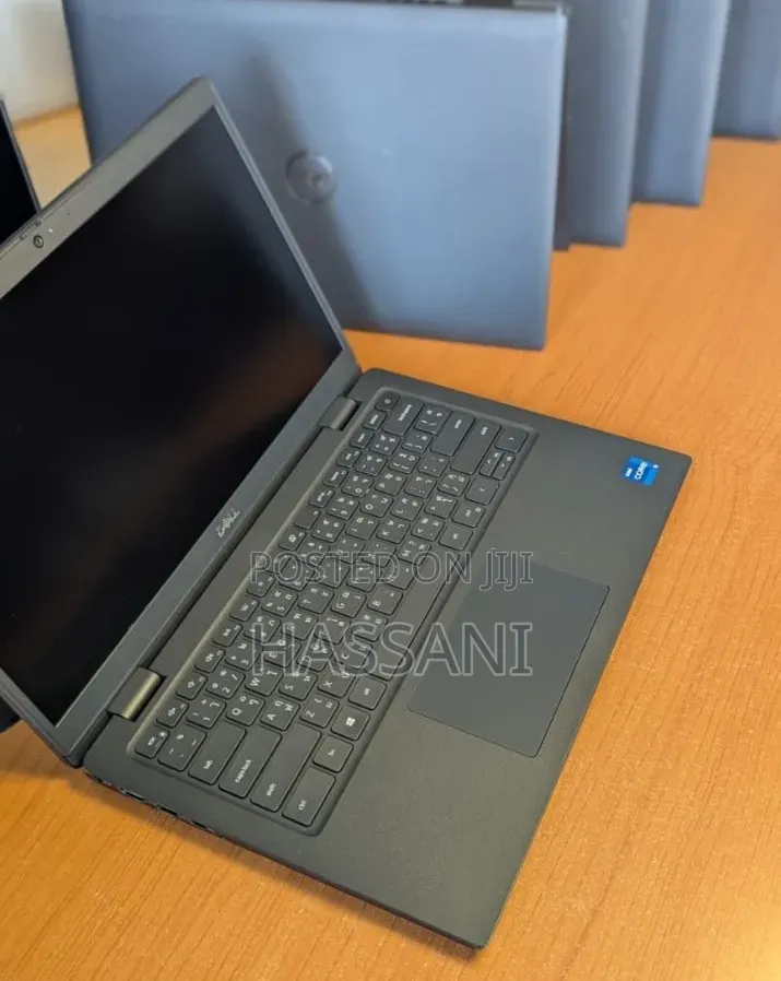 New Laptop Dell Latitude 3420 8GB Intel Core i5 SSD 256GB