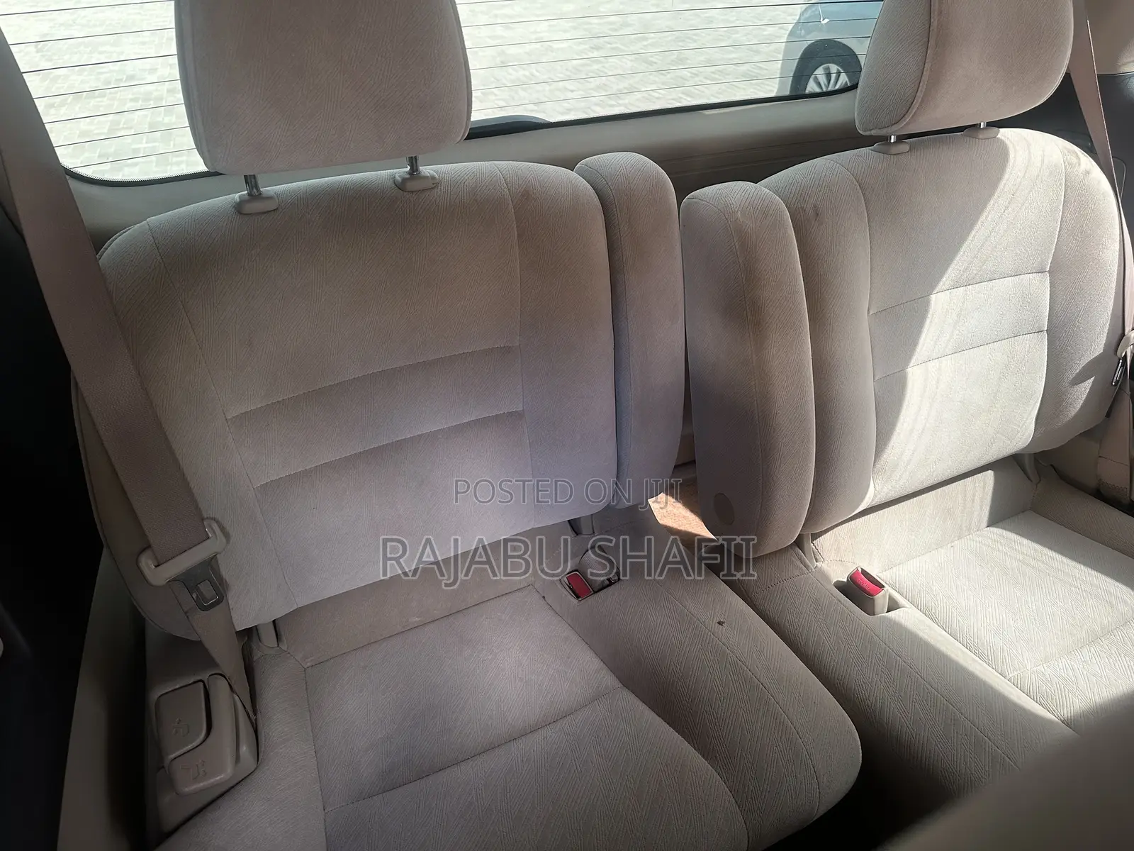 Toyota Alphard 2.4 Petrol FWD 2006 Gold