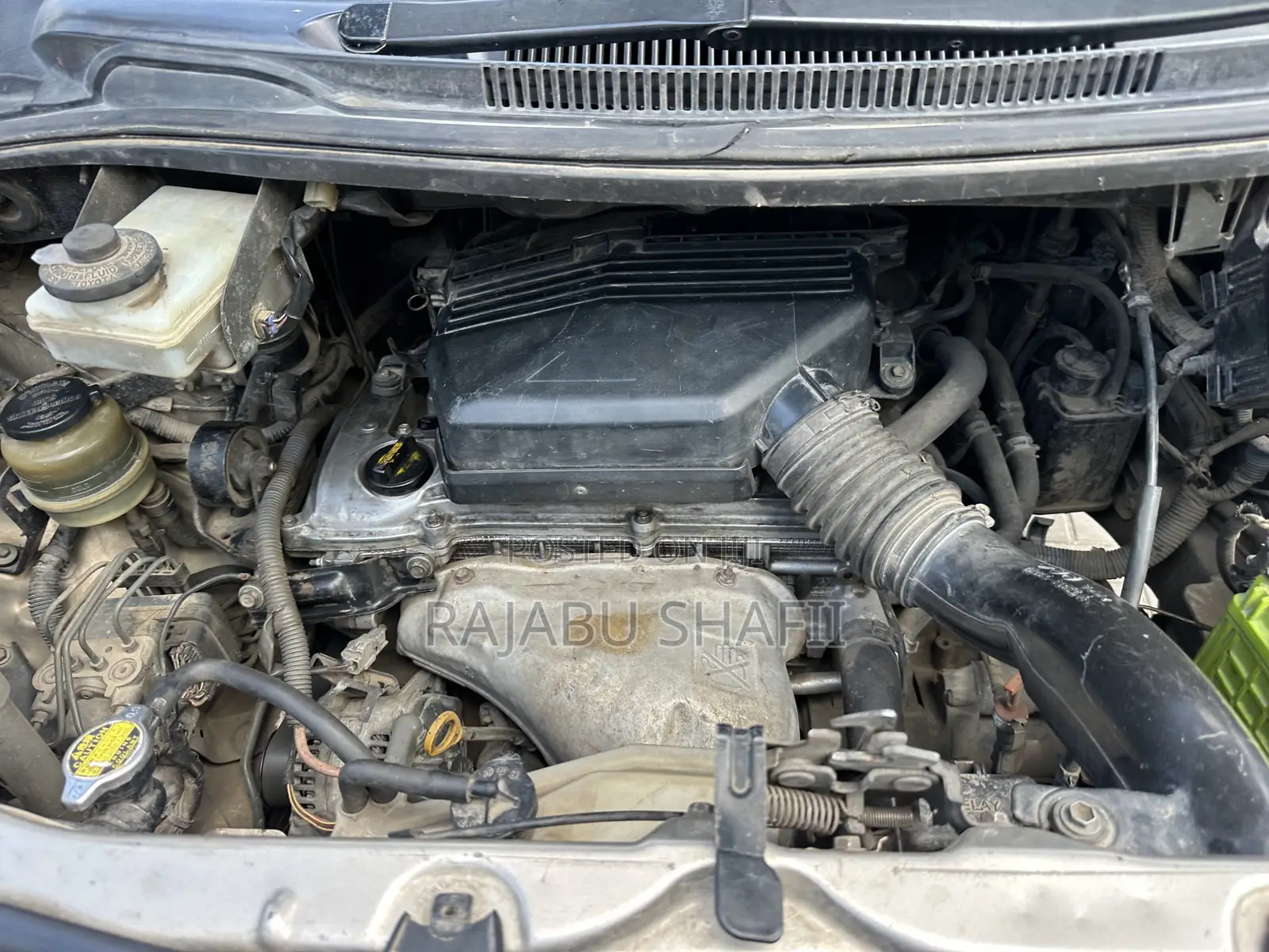 Toyota Alphard 2.4 Petrol FWD 2006 Gold