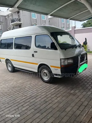 Toyota HiAce 2000