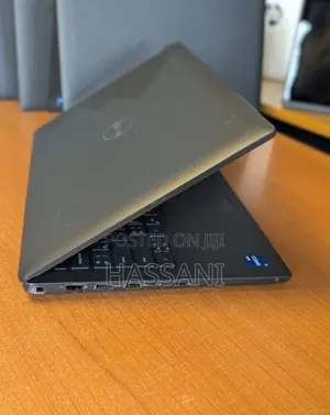 New Laptop Dell Latitude 3420 8GB Intel Core i5 SSD 256GB