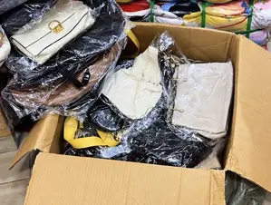 Women’s Handbags (Pochi)– Wholesale Box