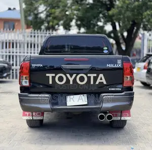 Toyota Hilux 2019 Black