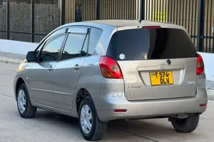 Toyota Corolla Spacio 2004 Silver