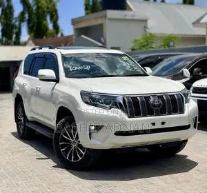 Toyota Land Cruiser Prado 2.8 2020 Pearl