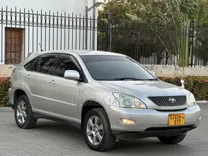 Toyota Harrier 2005 Silver