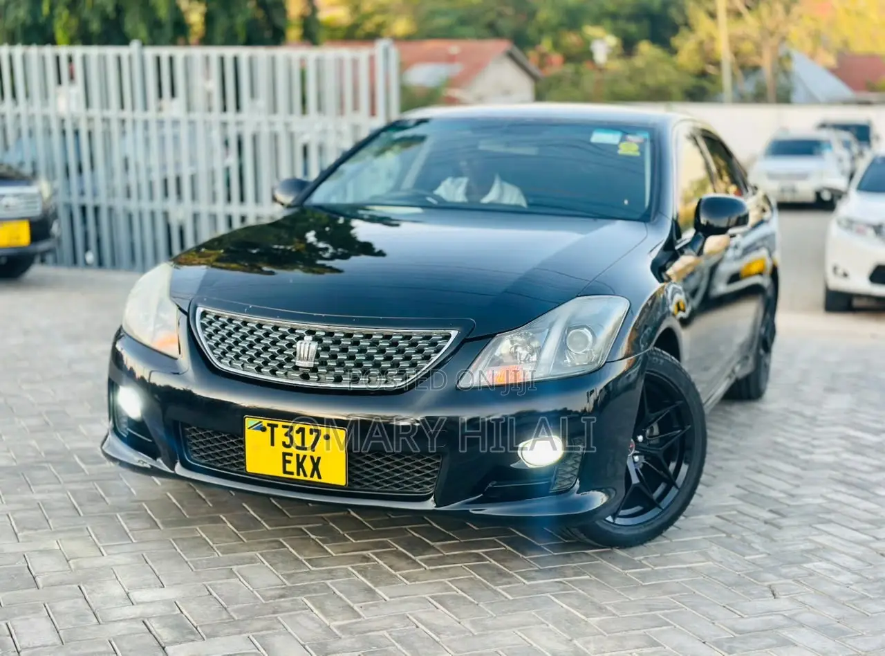 Toyota Crown 2009 Black