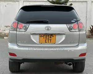 Toyota Harrier 2.4 2005 Silver