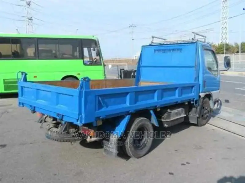 Mitsubishi Canter Dump