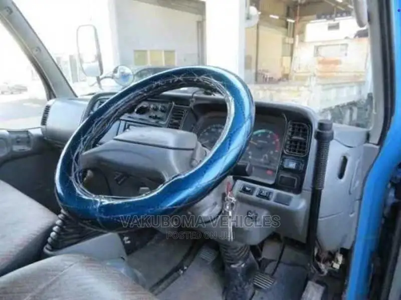 Mitsubishi Canter Dump