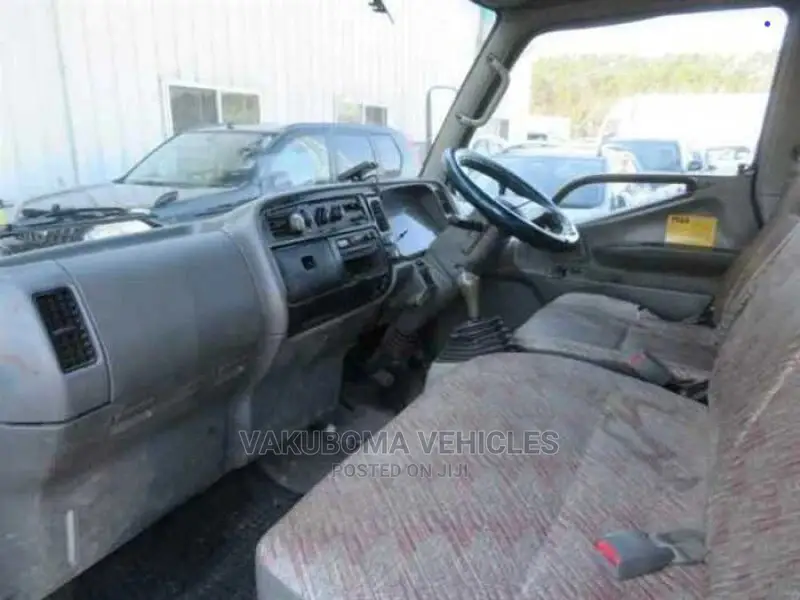 Mitsubishi Canter Dump