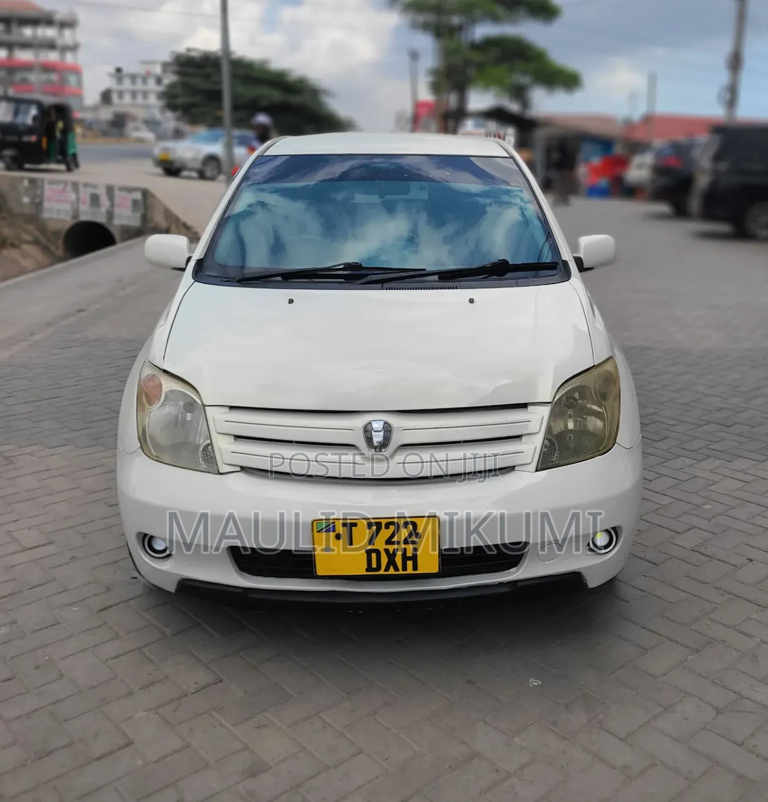 Toyota IST 2004 White