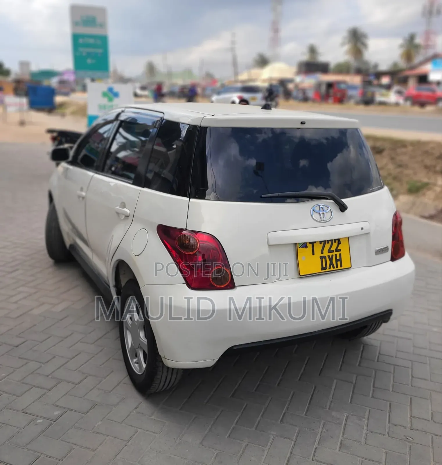 Toyota IST 2004 White