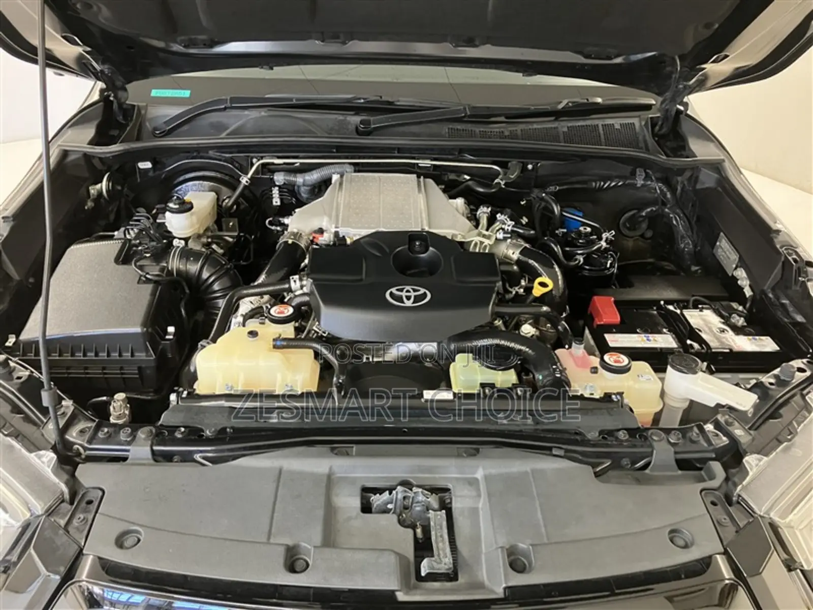 Toyota Hilux 2023 Black