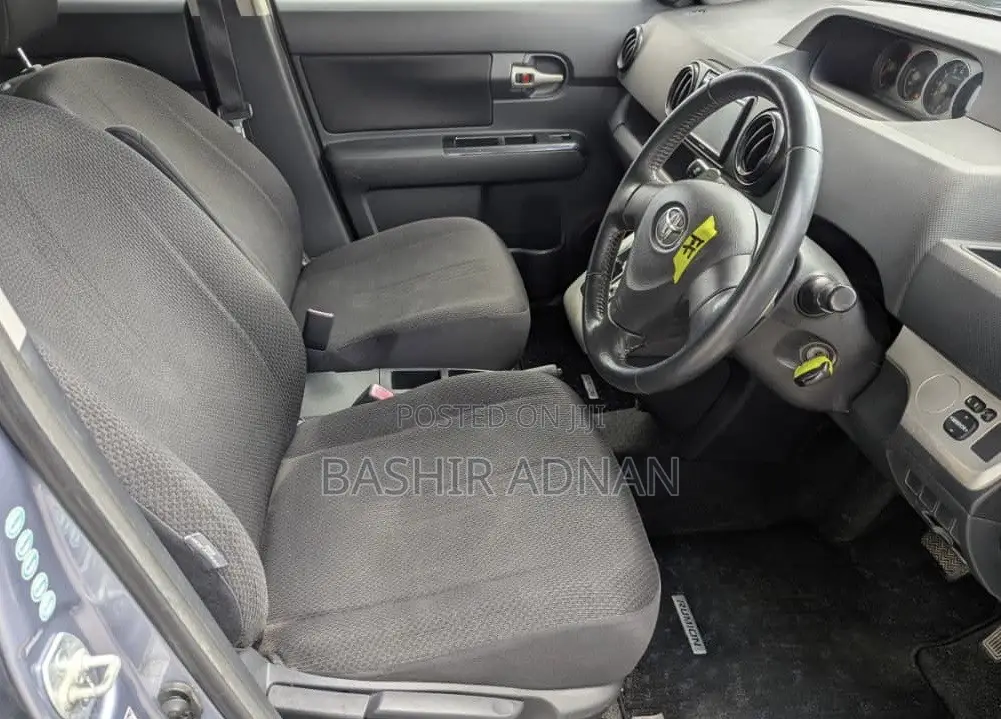 Toyota Corolla Rumion Hatchback 1.8 FWD 2007 Gray