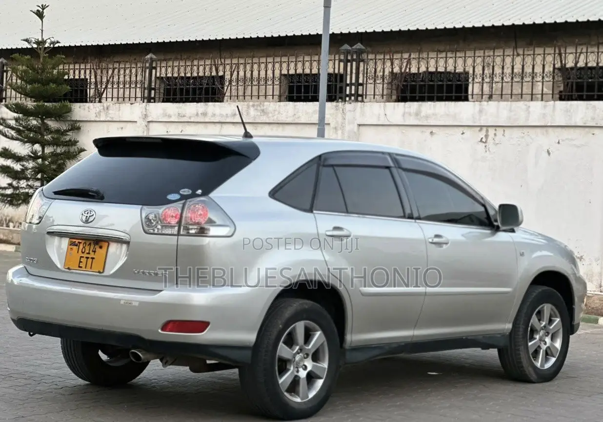 Toyota Harrier 2.4 2006 Silver