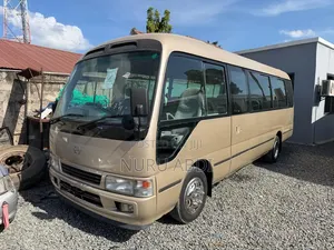 Toyota Coaster 2005 Gold
