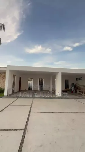 Furnished 6bdrm Mansion in Bahari Beach, Kinondoni for sale