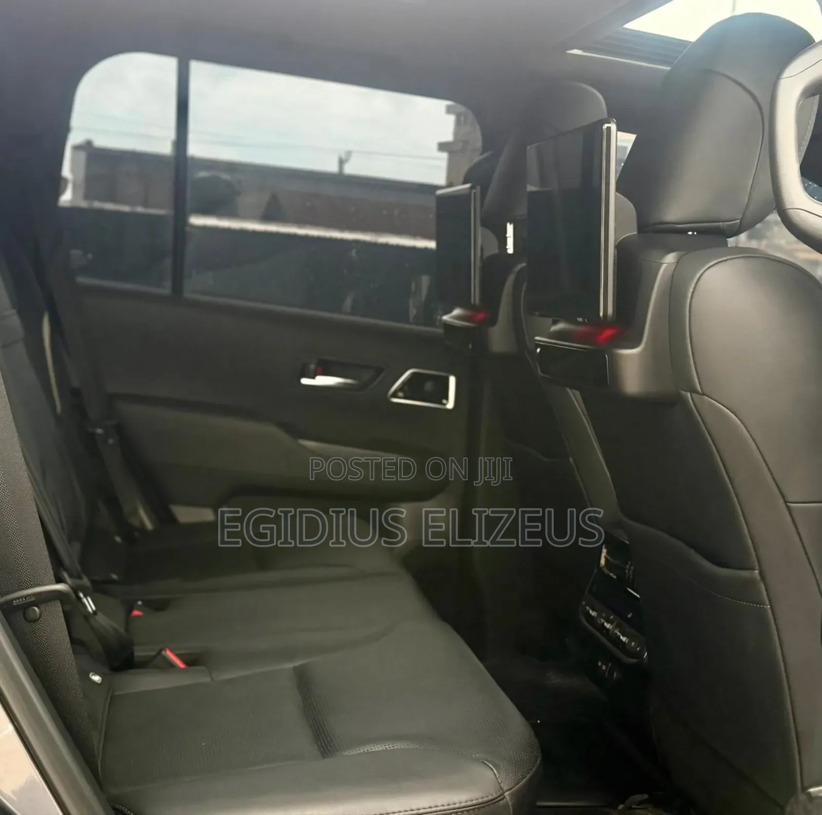 Toyota Land Cruiser 2024 Gray