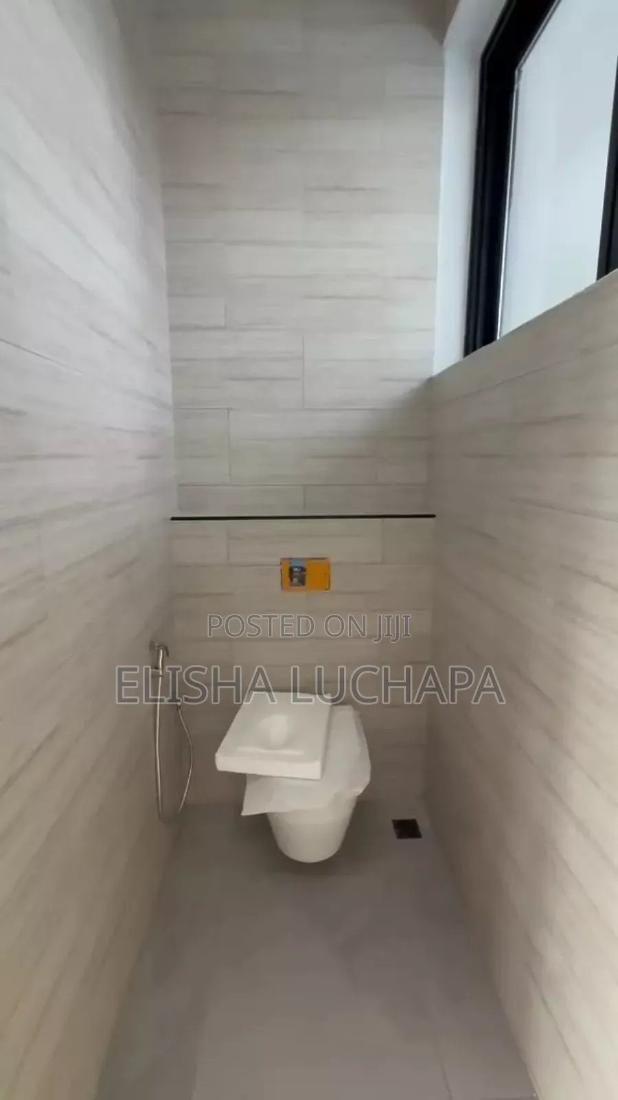 Furnished 6bdrm Mansion in Bahari Beach, Kinondoni for sale
