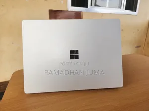 Laptop Microsoft Surface 2 8GB Intel Core i5 SSD 256GB