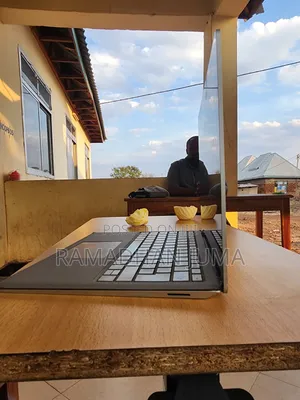 Laptop Microsoft Surface 2 8GB Intel Core i5 SSD 256GB