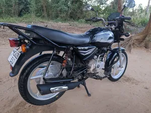 Bajaj Boxer 125 2025 Black