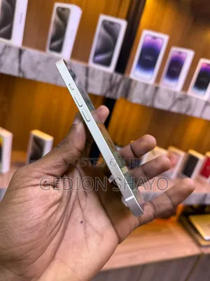 Apple iPhone 13 256 GB