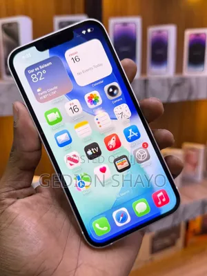 Apple iPhone 13 128 GB