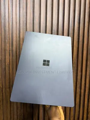 Laptop Microsoft Surface Laptop 5 16GB Intel Core i7 SSD 256GB