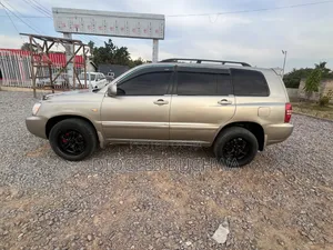 Toyota Kluger 2004 Gold