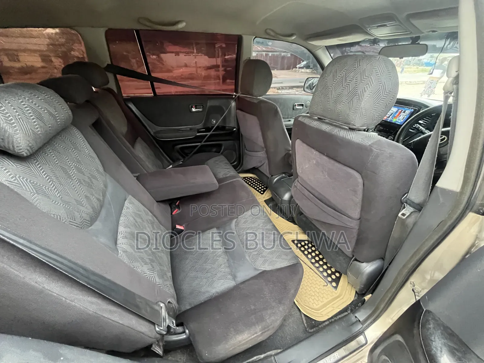 Toyota Kluger 2004 Gold