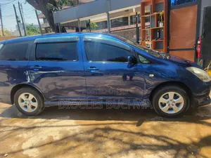 Toyota Wish 2003 Blue