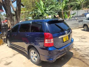 Toyota Wish 2003 Blue