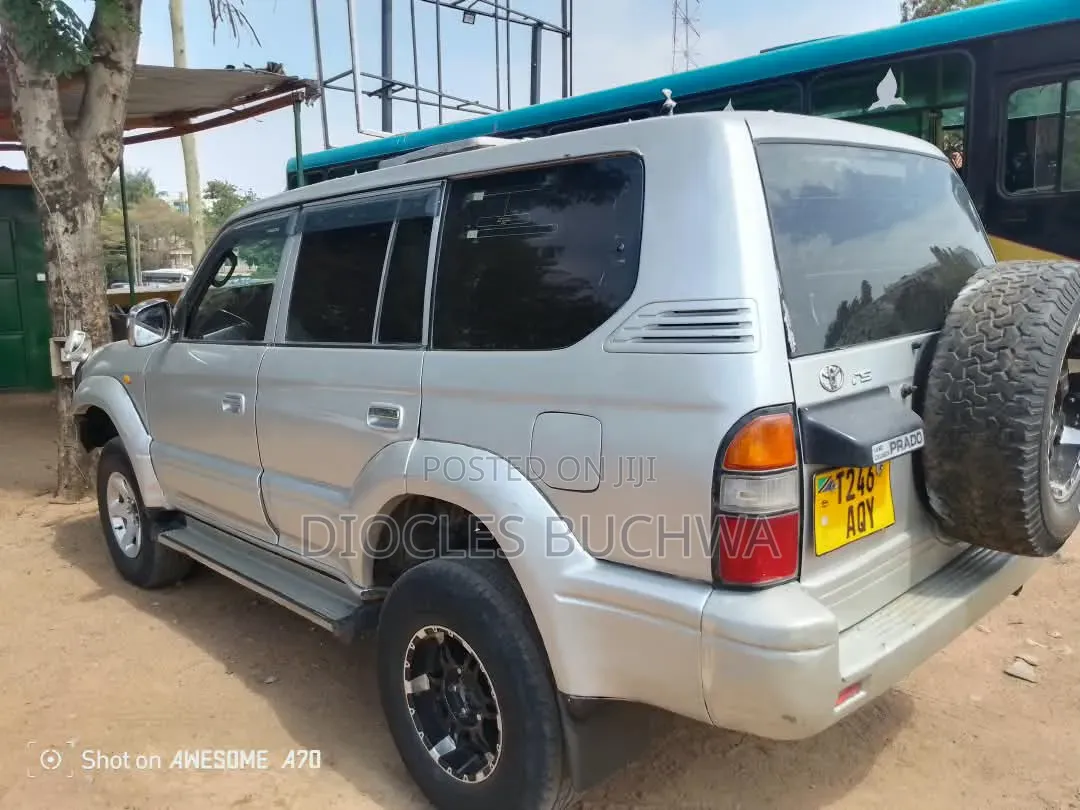 Toyota Land Cruiser Prado 1998 Silver