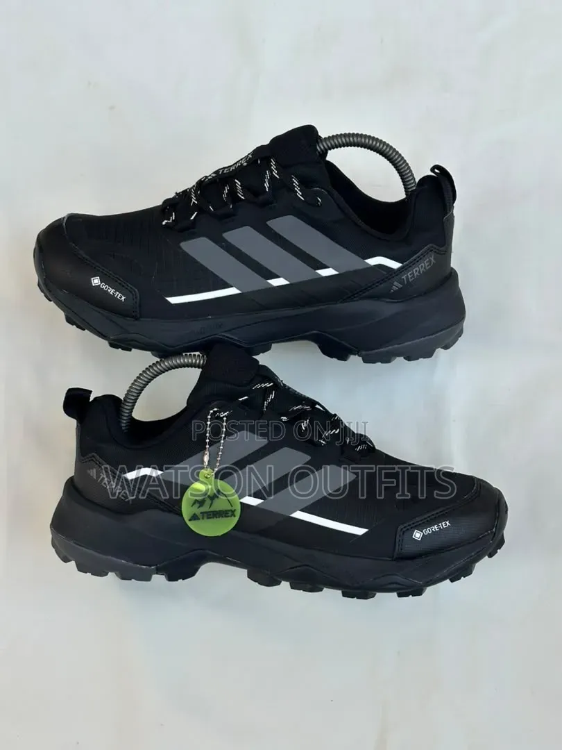 Men's Leather Shoes in Goretex Terrex Design 4 Beautiful Colours