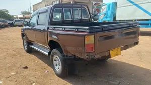 Toyota Hilux 1997 Purple