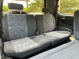 Toyota Land Cruiser Prado 2002 Silver