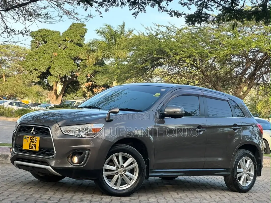 Mitsubishi RVR 2.0 2011 Gray