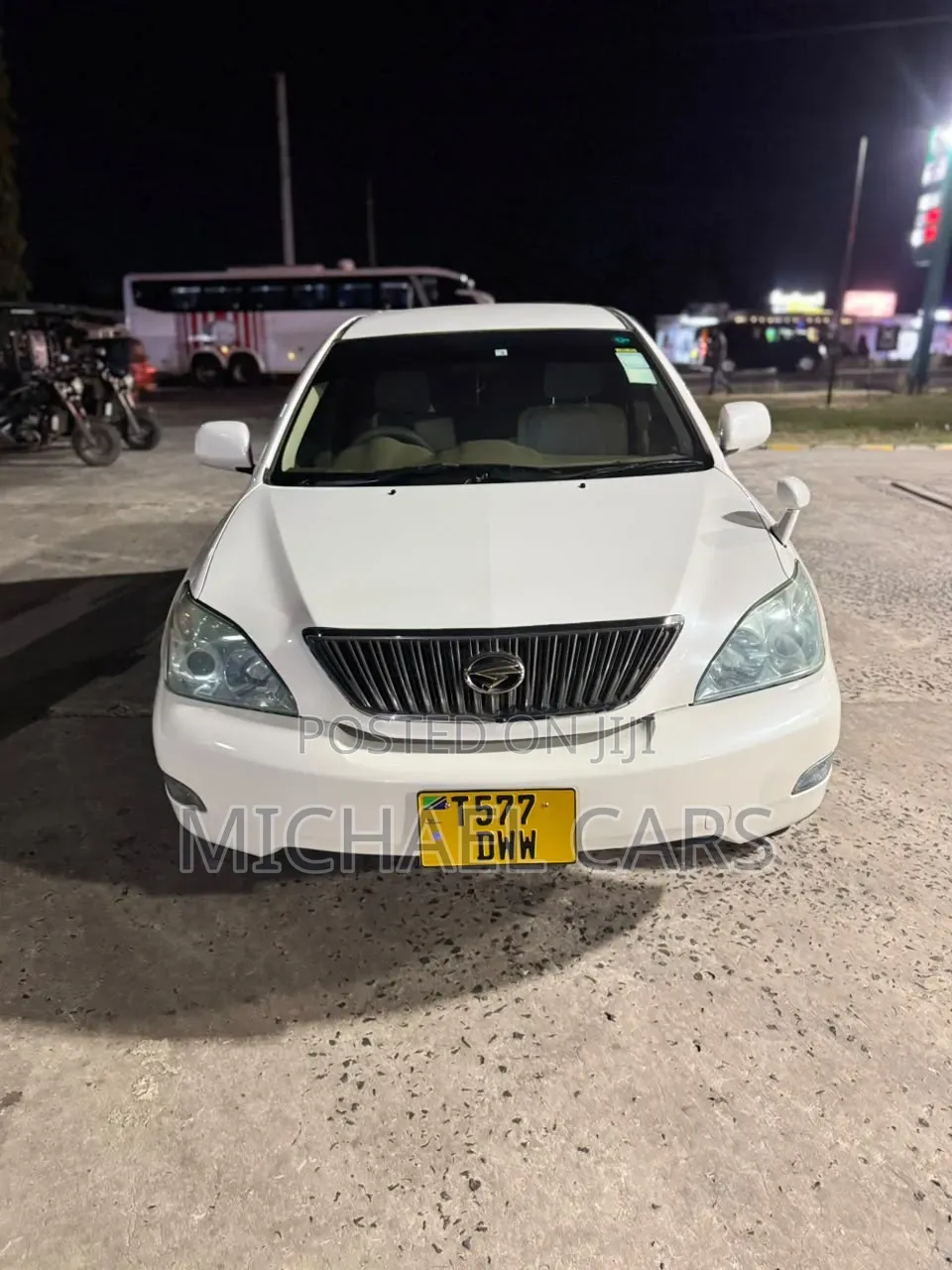 Toyota Harrier 2005 White