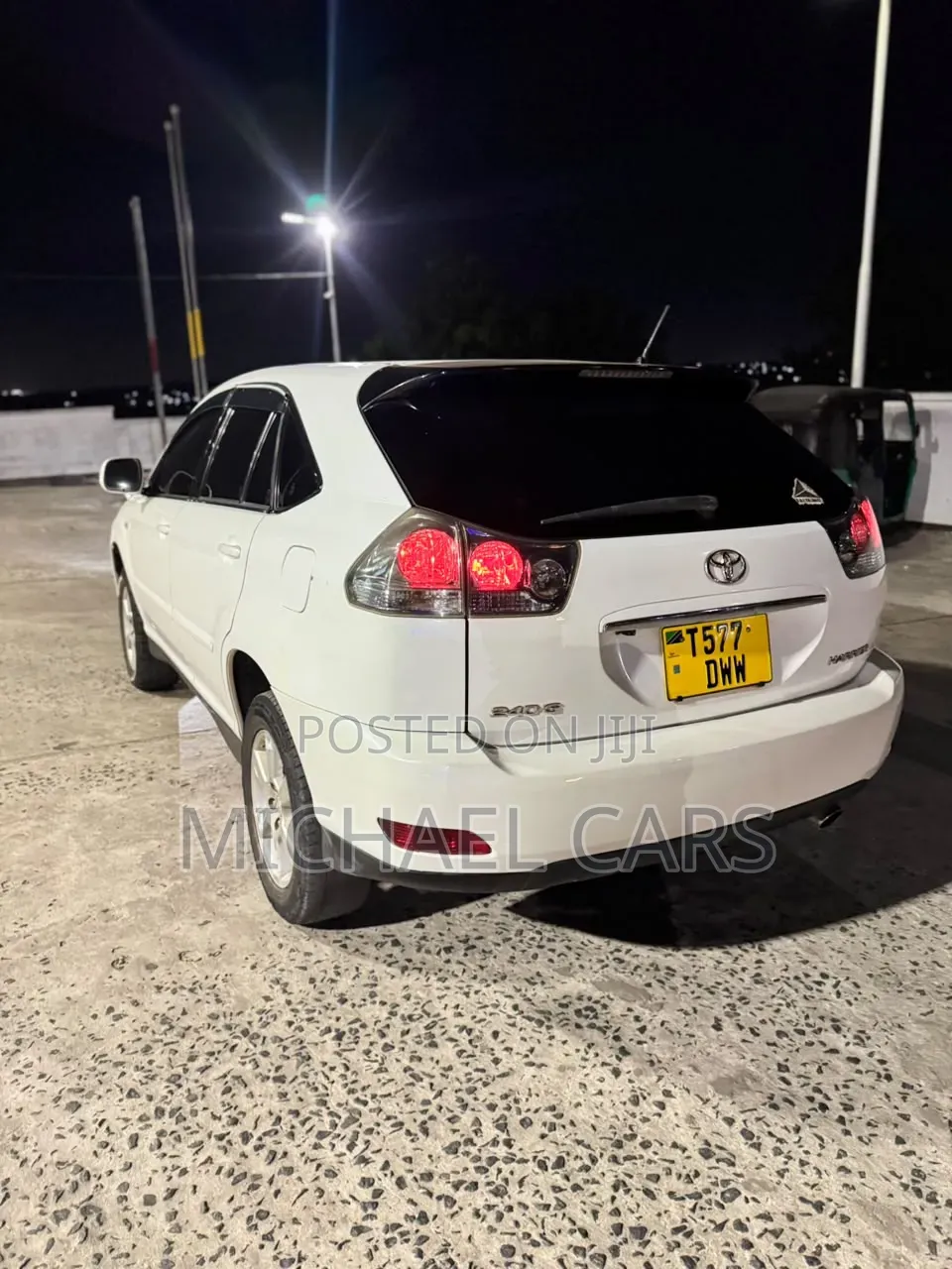 Toyota Harrier 2005 White