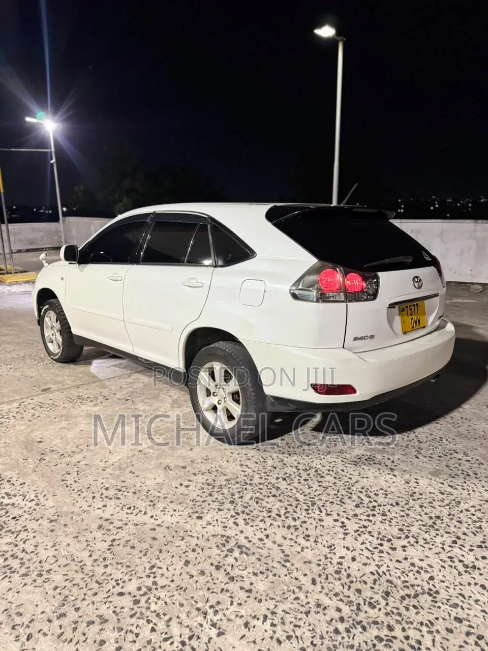 Toyota Harrier 2005 White