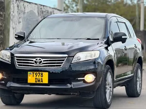 Toyota Vanguard 2010 Black