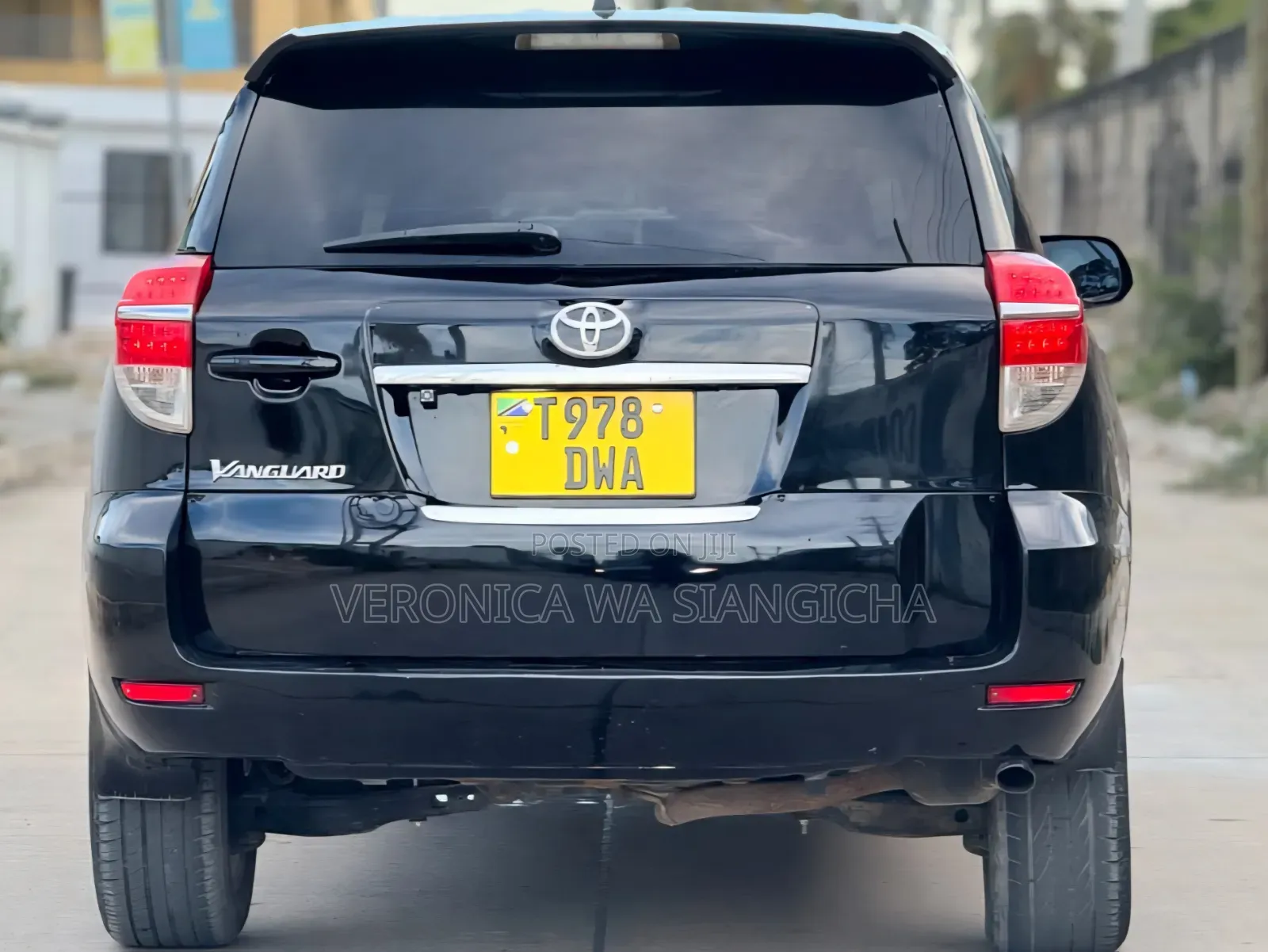 Toyota Vanguard 2010 Black