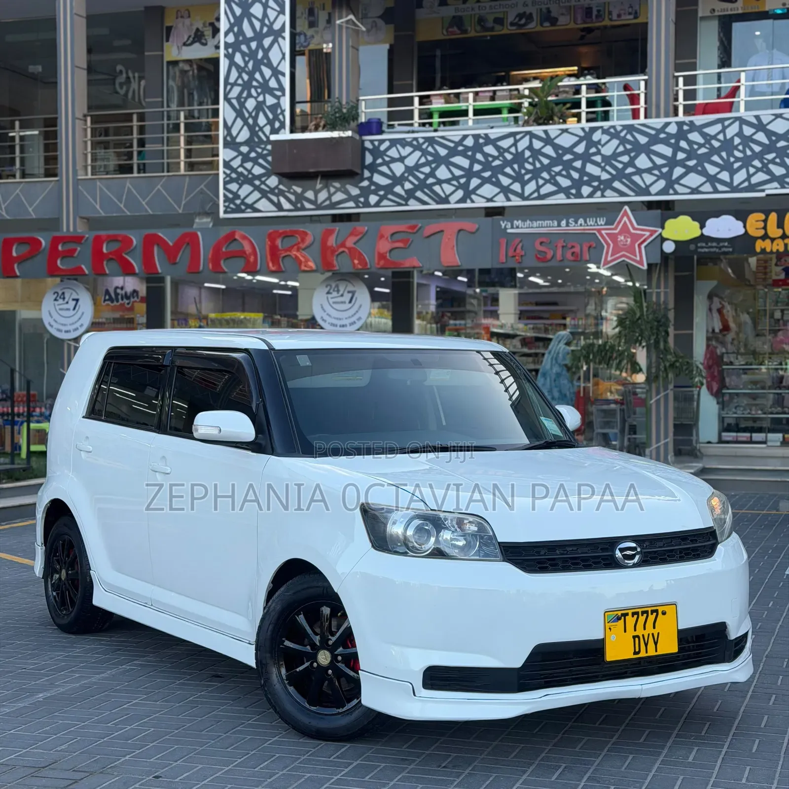 Toyota Corolla Rumion 2010 White