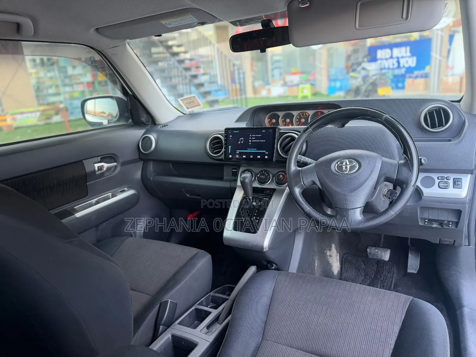 Toyota Corolla Rumion 2010 White