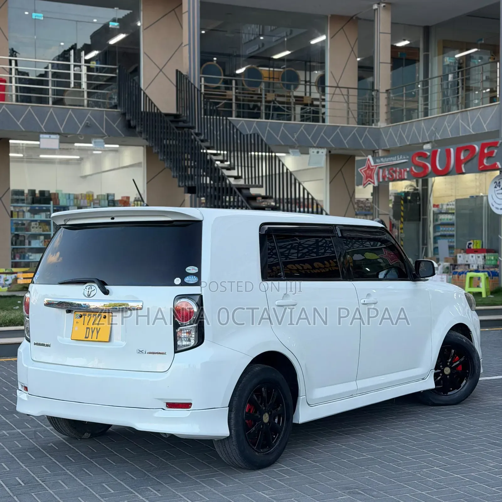 Toyota Corolla Rumion 2010 White