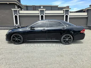 Toyota Crown 2009 Blue
