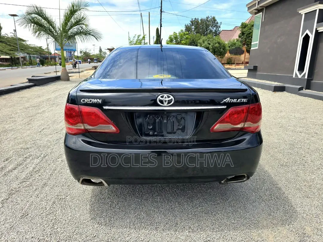 Toyota Crown 2009 Blue