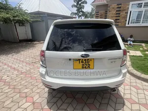 Subaru Forester 2010 White